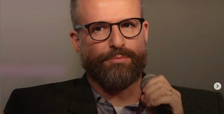 "Não queremos aversão às telas, mas formar alunos capazes de viver bem com elas"